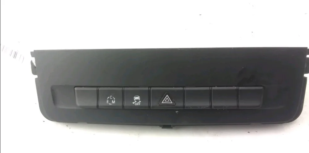 Bouton de warning Mercedes-benz VITO Camionnette (W447) 116 cdi (447.601, 447.603, 447.605) (2014) occasion