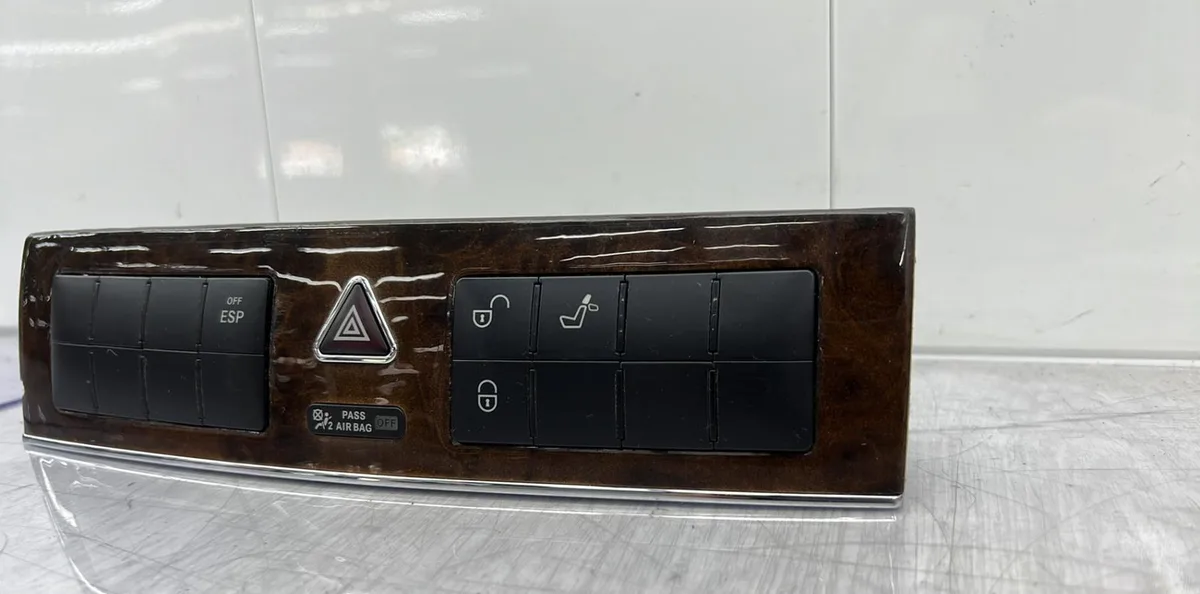 Bouton de warning MERCEDES CLASSE C 203 PHASE 2 occasion