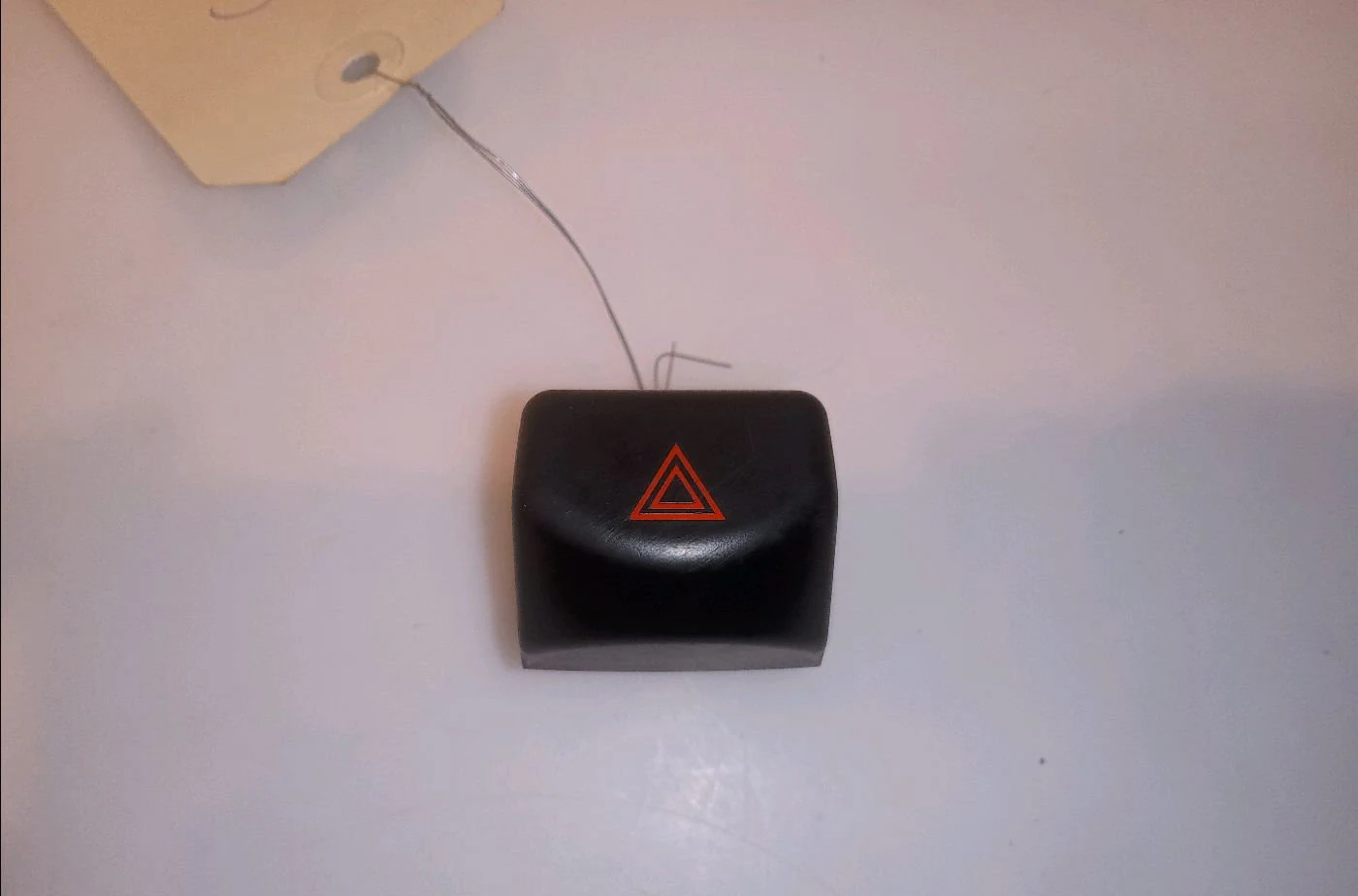 Bouton de warning Nissan MICRA CC III (K12) 1.4 16v (2005) occasion