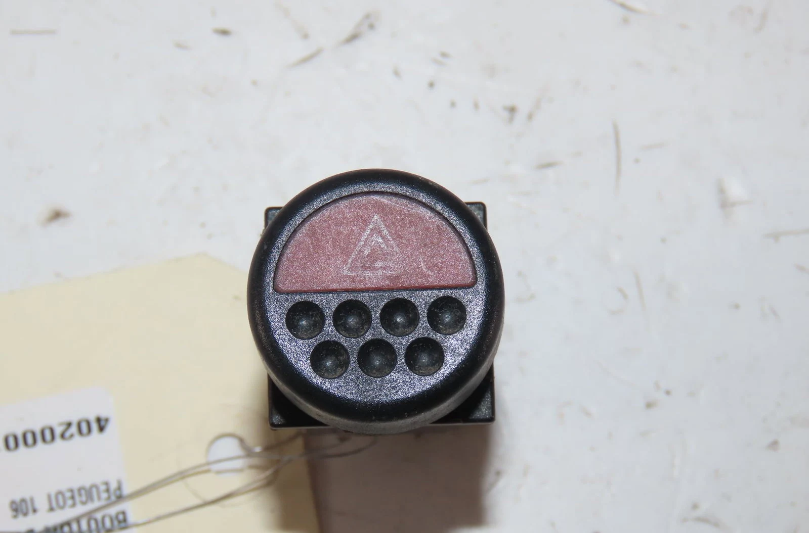 Bouton de warning Peugeot 106 II (1A_, 1C_) 1.1 i (1996-2004) occasion