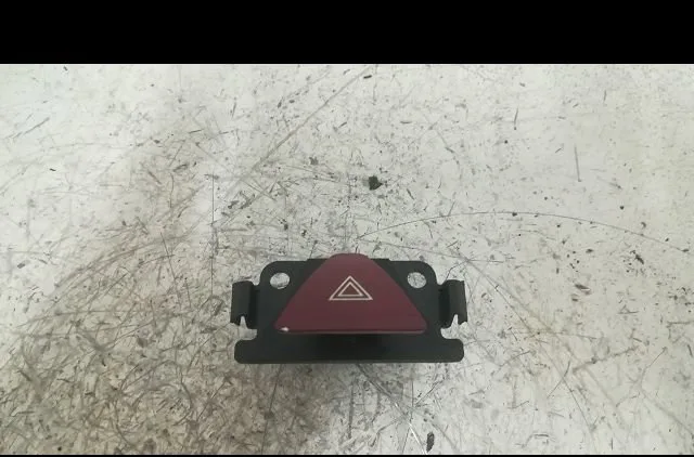 Bouton de warning Peugeot 307 (3A-C) 2.0 hdi 90 (2000-2007) 5 portes occasion