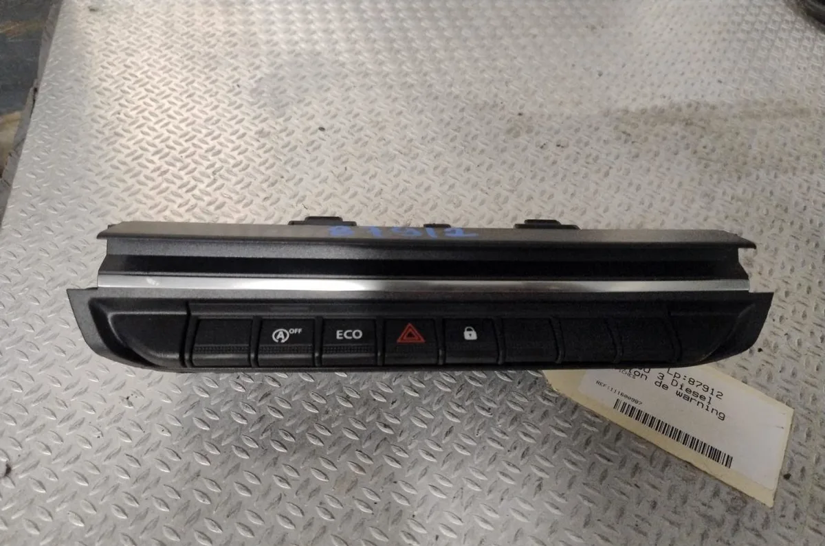 Bouton de warning RENAULT KANGOO 3  KANGOO 3 occasion