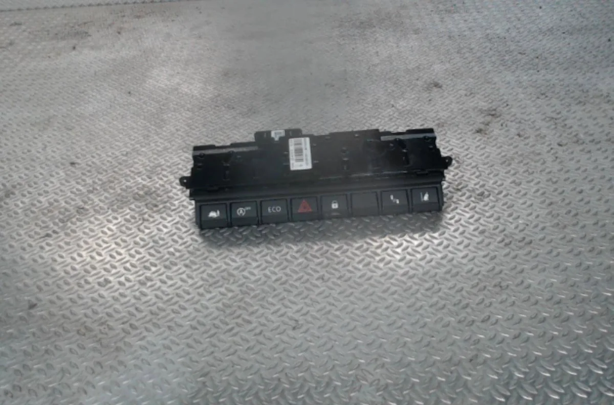 Bouton de warning RENAULT MASTER 3 0 occasion