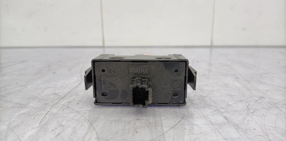 Bouton de warning RENAULT MASTER 3 PHASE 2 occasion