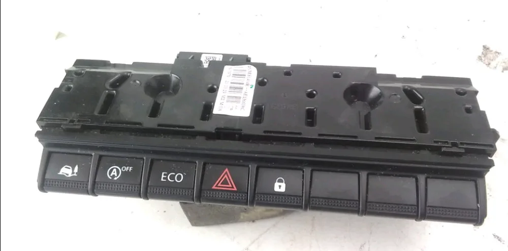 Bouton de warning Renault MASTER III Camionnette (FV) 2.3 dci 150 fwd (fv0f, fv03) (2013) occasion