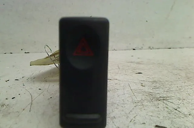 Bouton de warning RENAULT R19 occasion