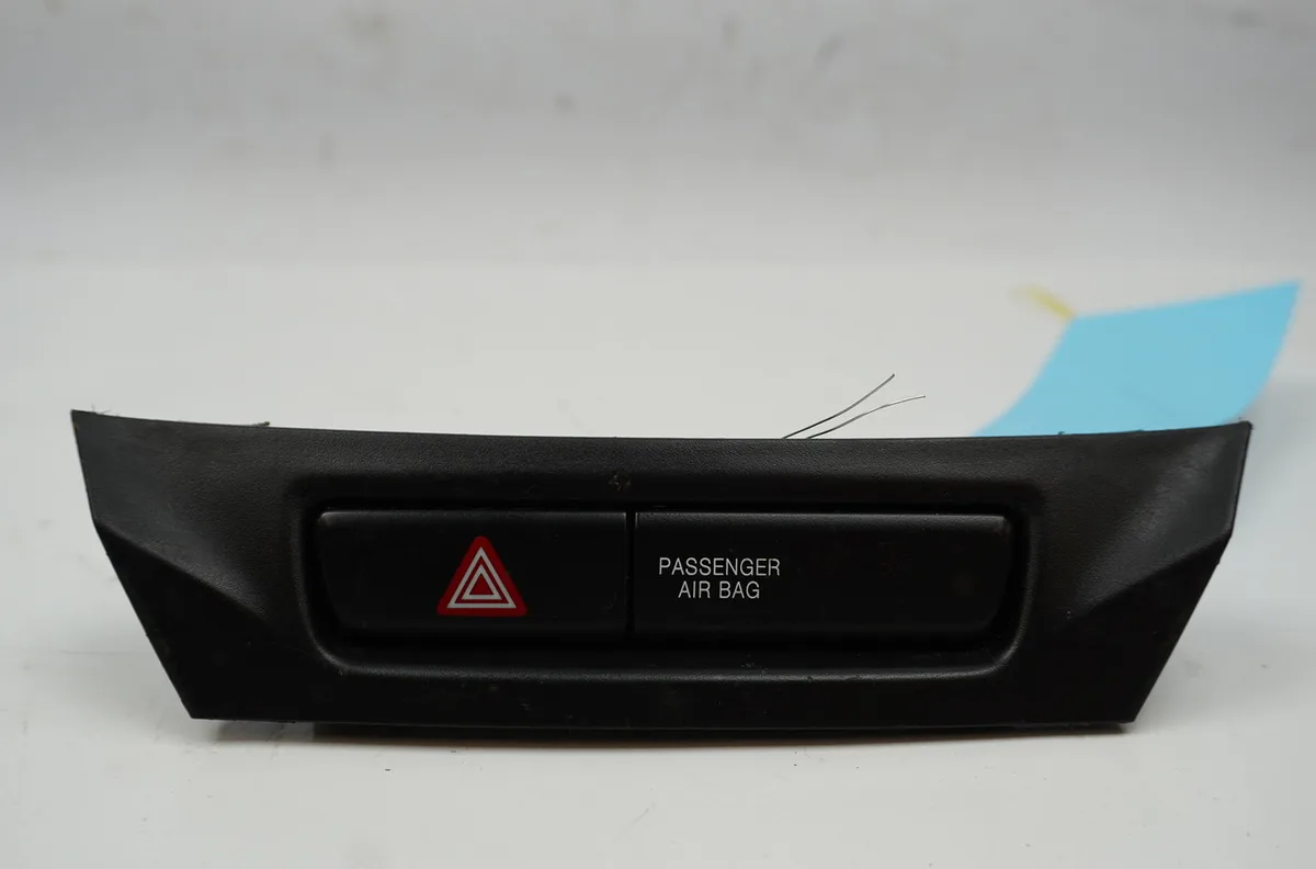 Bouton de warning Suzuki BALENO (FW, EW) 1.2 (a1k412) (2016) occasion