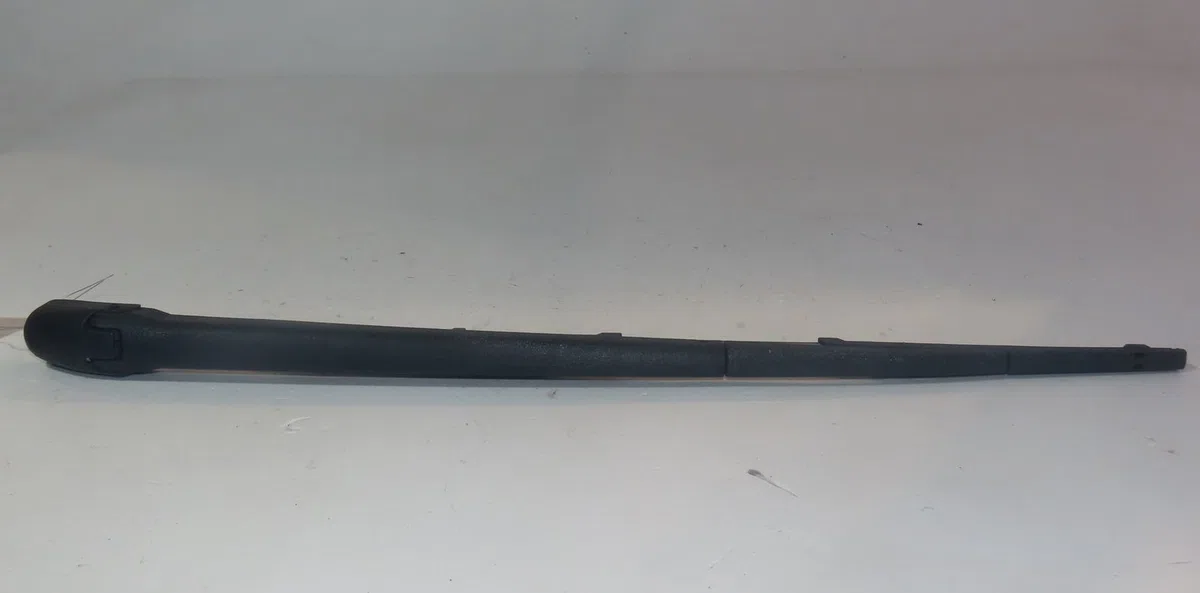 Bras essuie-glace arrière Alfa romeo 147 (937_) 1.9 jtdm 8v (937.axd1a, 937.axu1a, 937.bxu1a) (2005-2010) occasion