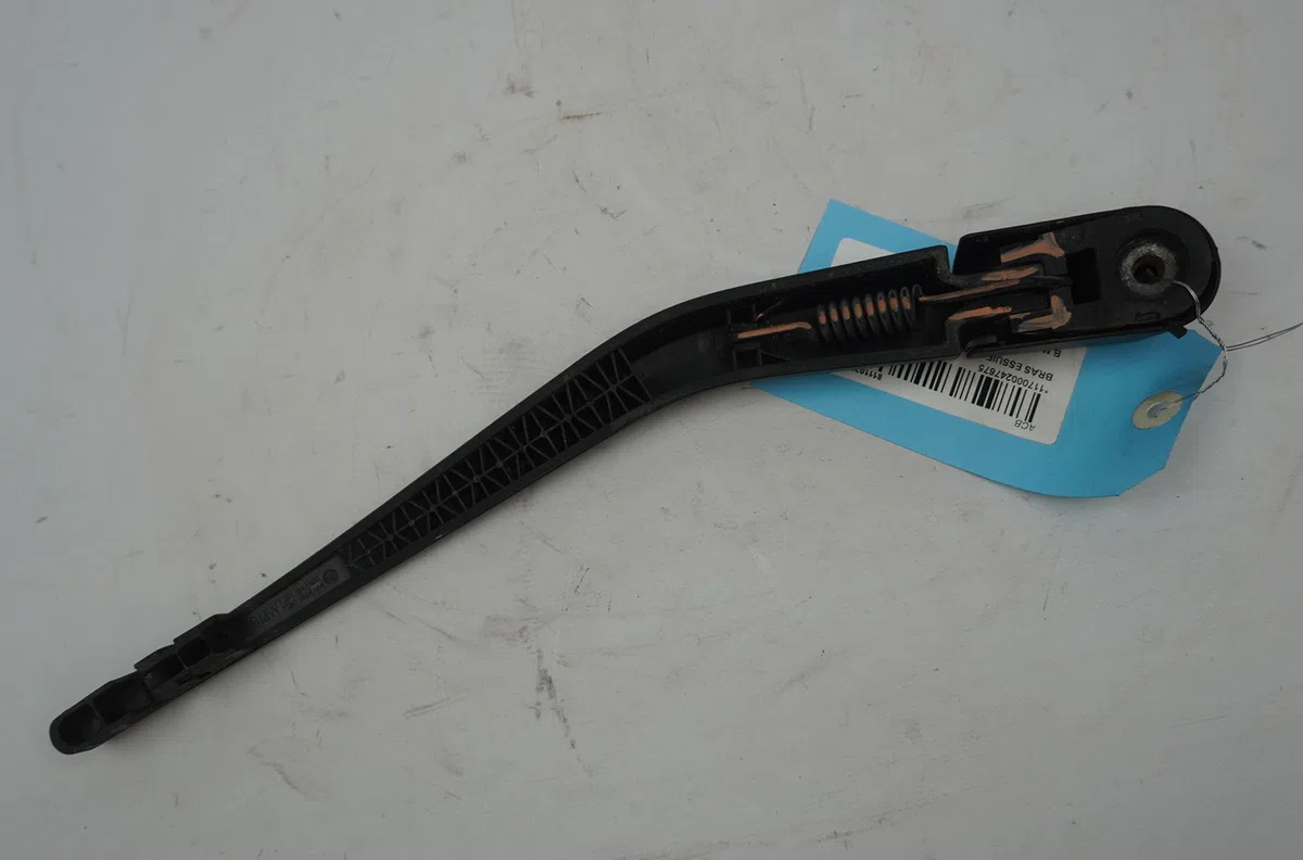 Bras essuie-glace arrière Bmw 1 (F20) 116 d (2012-2015) occasion
