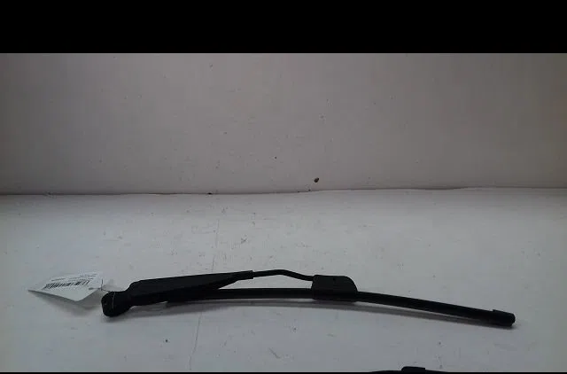 Bras essuie-glace arrière Chrysler PT CRUISER (PT_) 2.2 crd (2002-2010) occasion