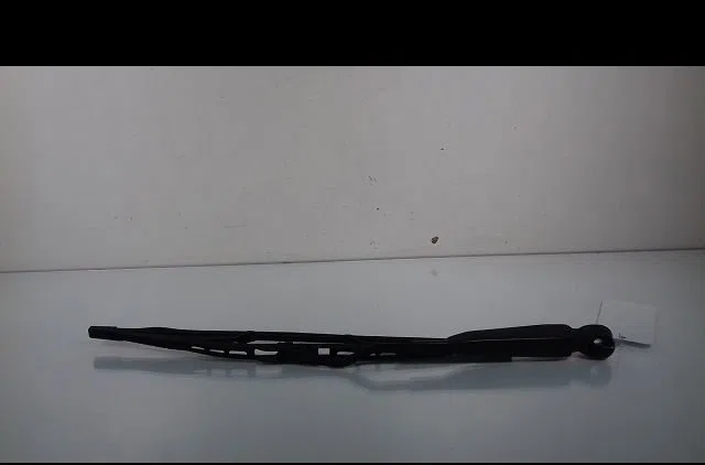 Bras essuie-glace arrière Chrysler PT CRUISER (PT_) 2.2 crd (2002-2010) occasion
