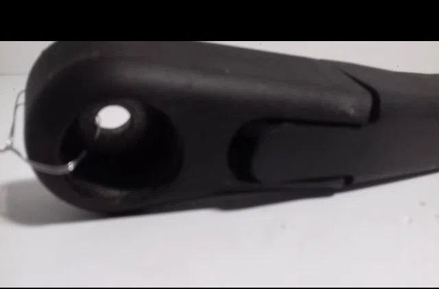 Bras essuie-glace arrière Citroën C4 GRAND PICASSO I (UA_) 1.6 hdi 110 (2010-2013) occasion