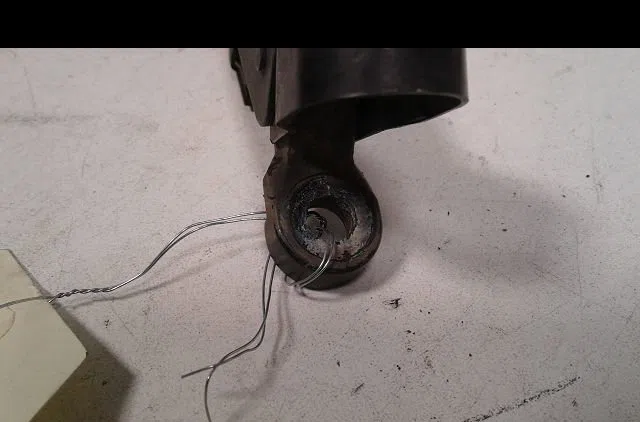 Bras essuie-glace arrière Ford C-MAX (DM2) 1.6 tdci (2007-2010) 5 portes occasion