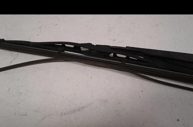 Bras essuie-glace arrière Ford C-MAX (DM2) 1.6 tdci (2007-2010) 5 portes occasion
