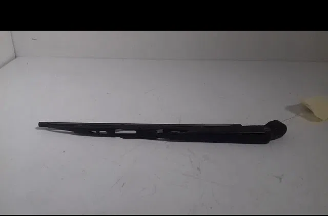 Bras essuie-glace arrière Ford FOCUS C-MAX (DM2) 1.8 tdci (2005-2007) 5 portes occasion