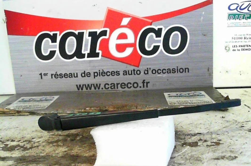 Bras essuie-glace arrière Ford FOCUS I (DAW, DBW) 1.8 tdci (2001-2004) occasion
