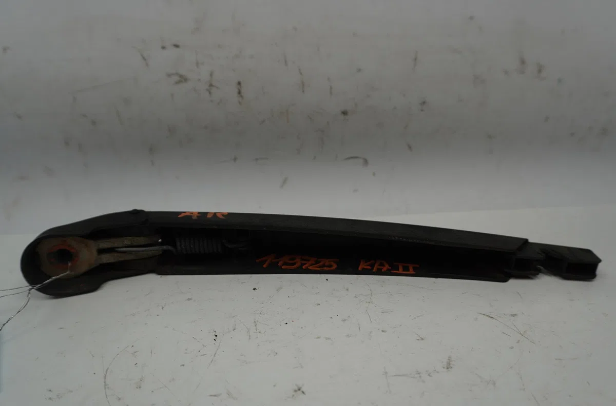 Bras essuie-glace arrière Ford KA (RU8) 1.3 tdci (2008-2016) occasion