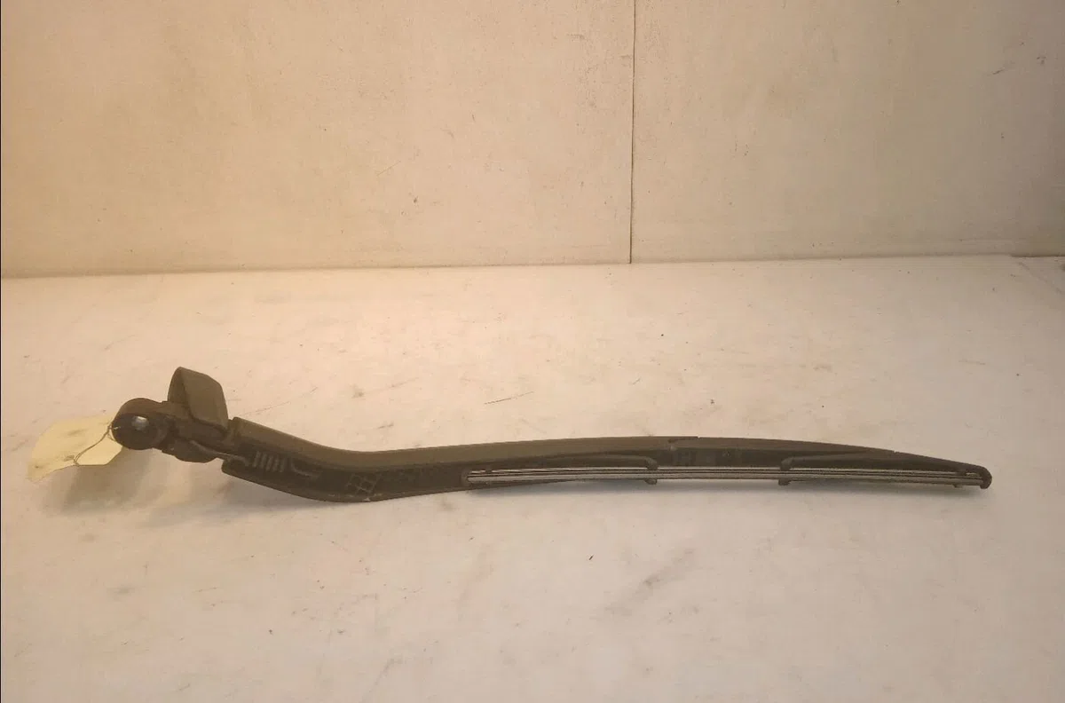 Bras essuie-glace arrière Hyundai I20 I (PB, PBT) 1.4 crdi (2008-2015) occasion