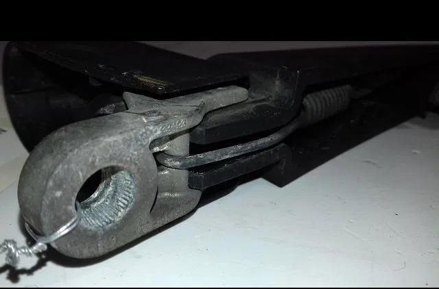 Bras essuie-glace arrière Mazda 3 (BK) 2.0 (bkep) (2003-2009) occasion