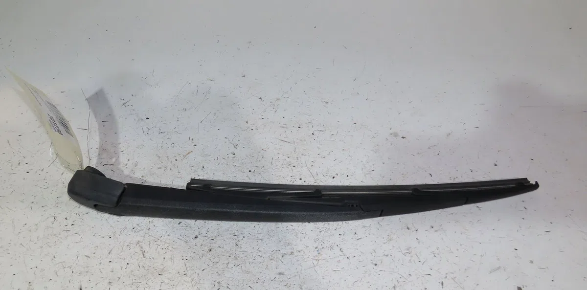 Bras essuie-glace arrière Mazda 3 (BL) 2.3 mps turbo (bl14) (2008-2014) occasion
