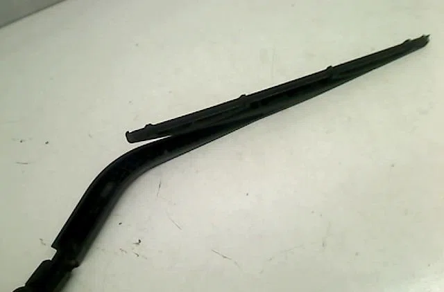 Bras essuie-glace arrière Nissan NOTE (E11, NE11) 1.5 dci (2010-2012) occasion