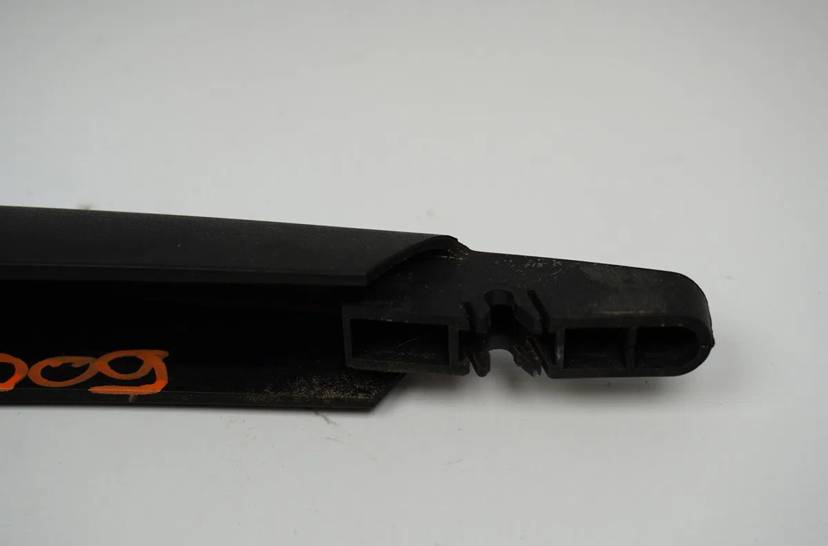 Bras essuie-glace arrière Renault CLIO II (BB_, CB_) 1.6 16v (bb01, bb0h, bb0t, bb14, bb1d, bb1r, bb2kl, bb3g... (1998-2