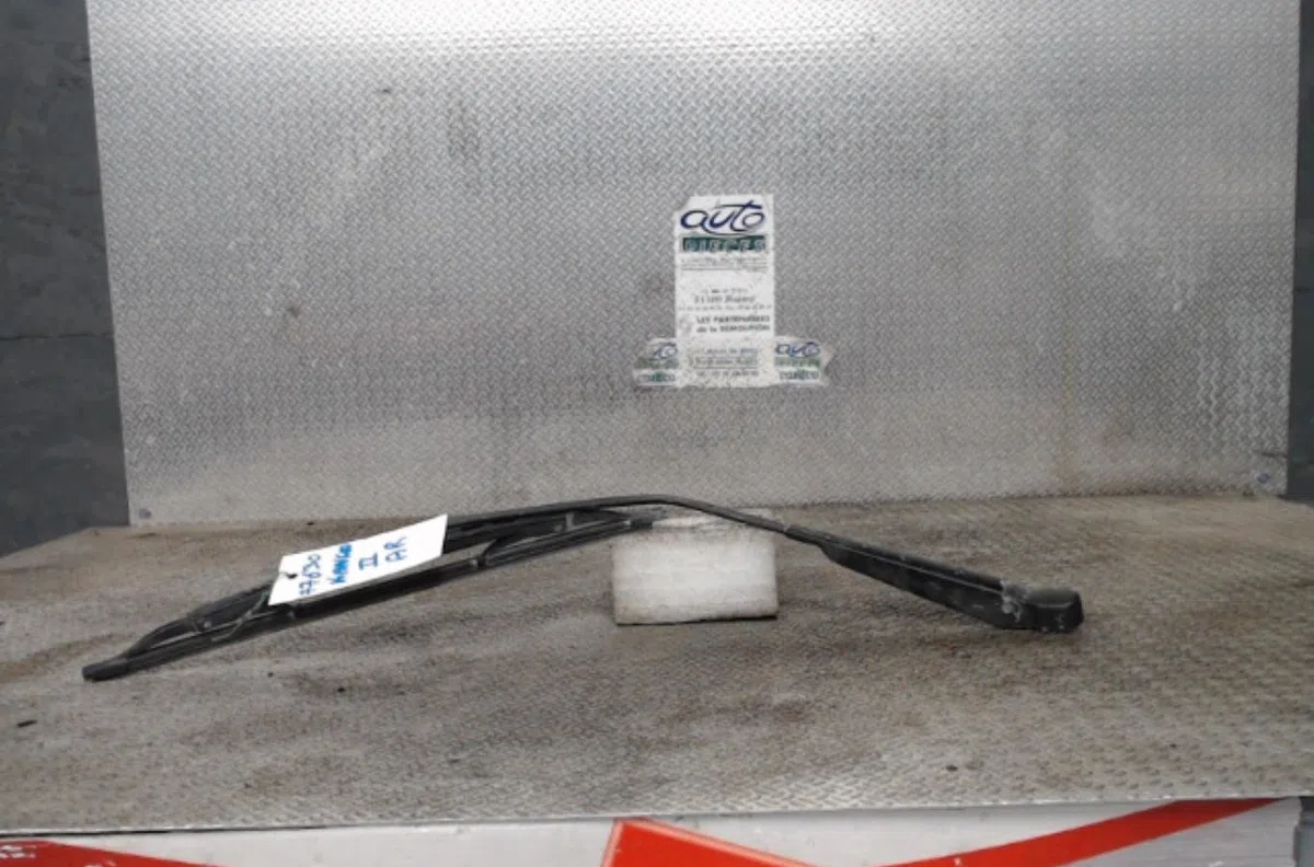Bras essuie-glace arrière RENAULT KANGOO 2  KANGOO 2 PHASE 1 occasion