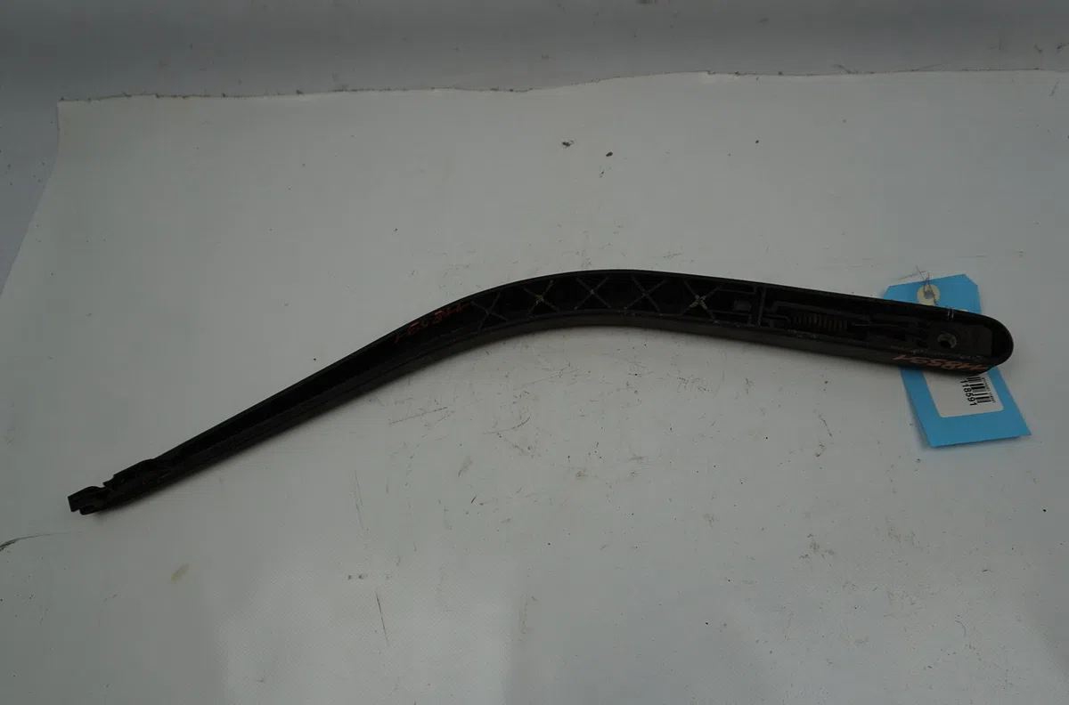 Bras essuie-glace arrière Renault LAGUNA II (BG0-1_) 1.8 16v (bg04, bg0b, bg0c, bg0v) (2001-2005) occasion