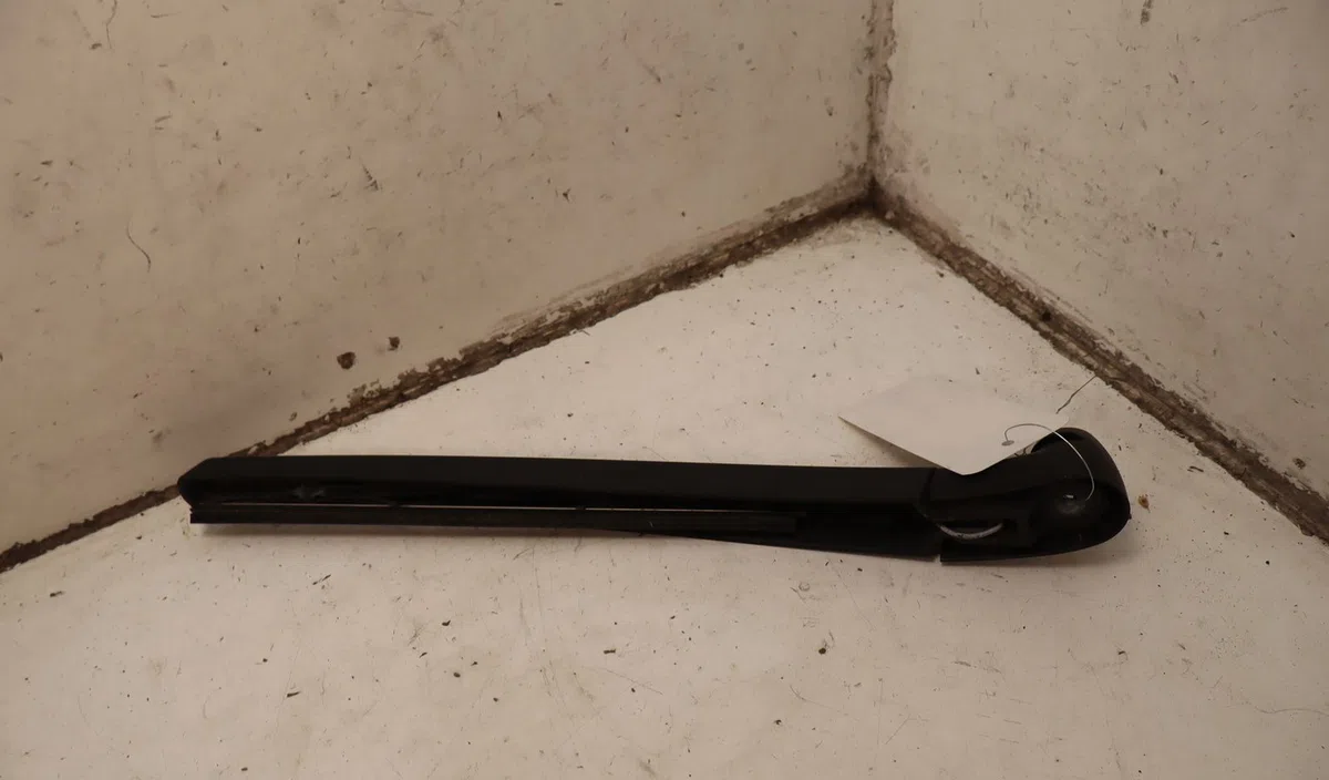 Bras essuie-glace arrière Seat LEON (1P1) 2.0 tdi 16v (2005-2012) occasion