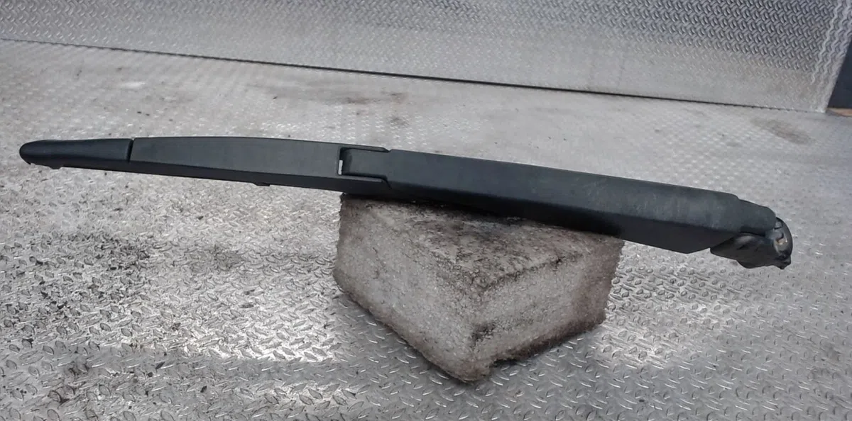 Bras essuie-glace arrière TOYOTA RAV4 3  RAV4 3 PHASE 1 occasion