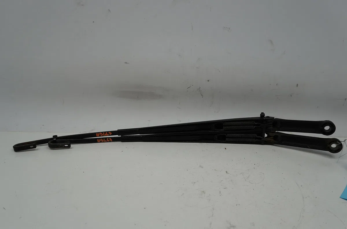 Bras essuie-glace avant Audi A4 B5 (8D2) 1.9 tdi (1995-2000) occasion