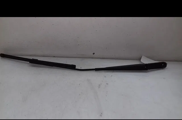 Bras essuie-glace avant droit Audi A1 (8X1, 8XK) 1.6 tdi (2011-2015) occasion