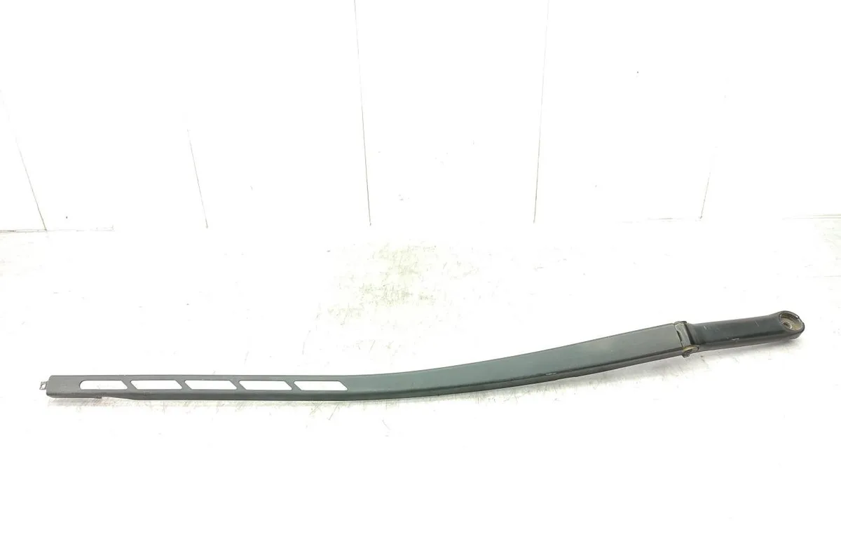 Bras essuie-glace avant droit AUDI A3 2 PHASE 1 occasion
