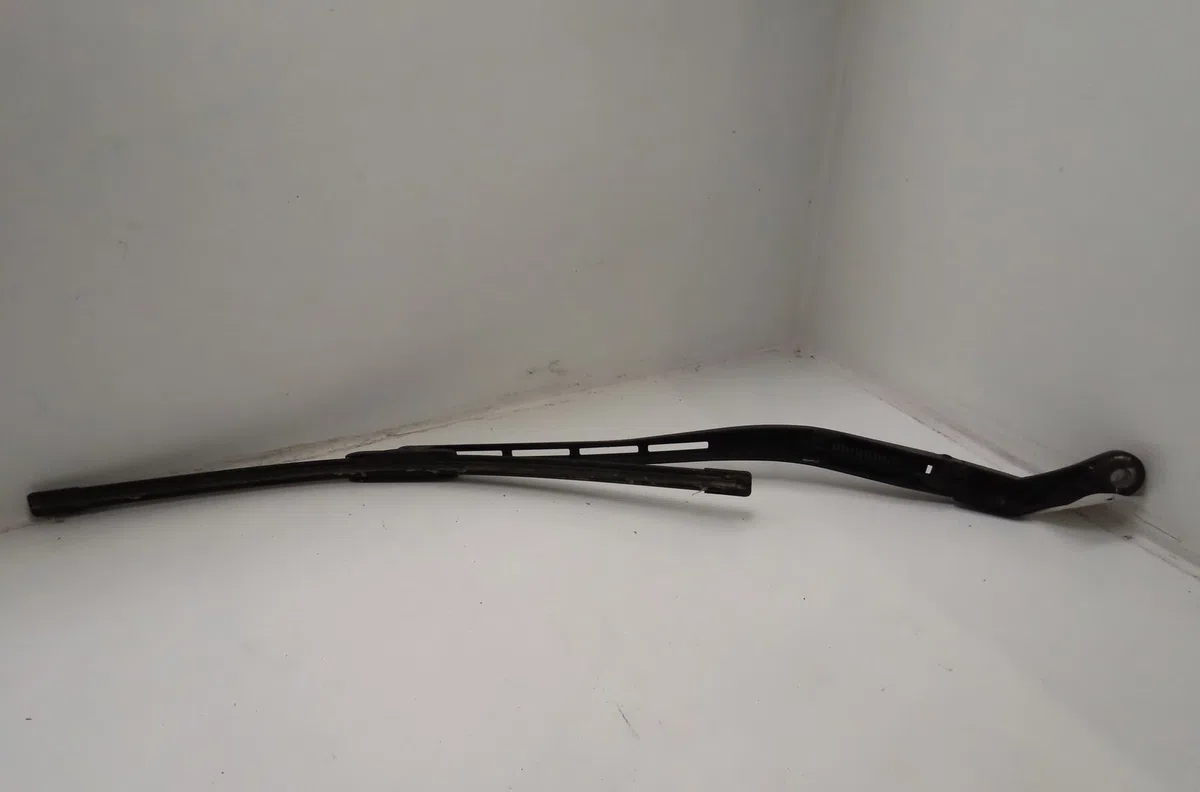 Bras essuie-glace avant droit Audi A4 B7 Avant (8ED) 2.0 tdi 16v (2004-2008) occasion