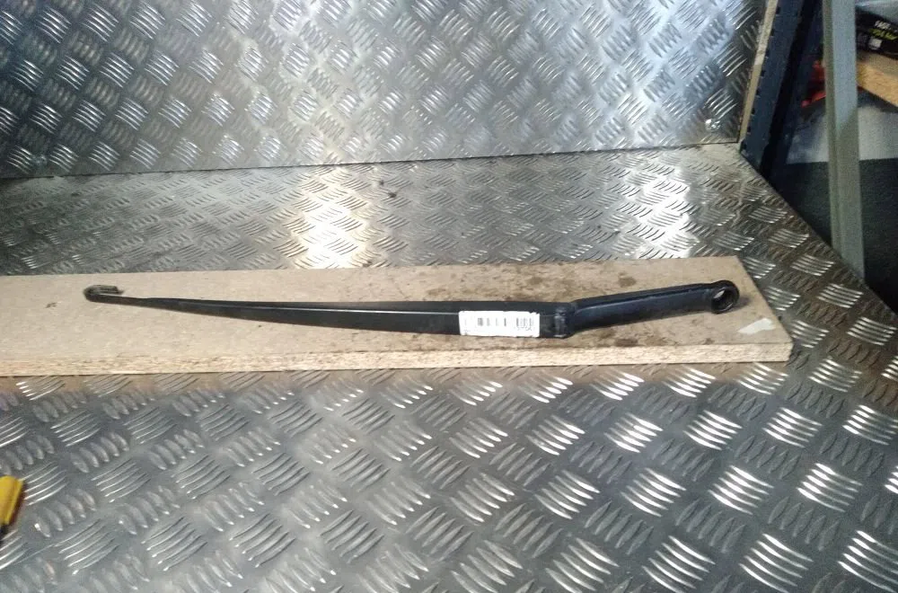 Bras essuie-glace avant droit Bmw 3 (E46) 318 i (1997-2001) occasion