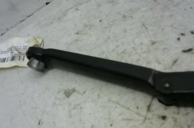 Bras essuie-glace avant droit Bmw 3 (E46) 330 xd (2000-2003) occasion