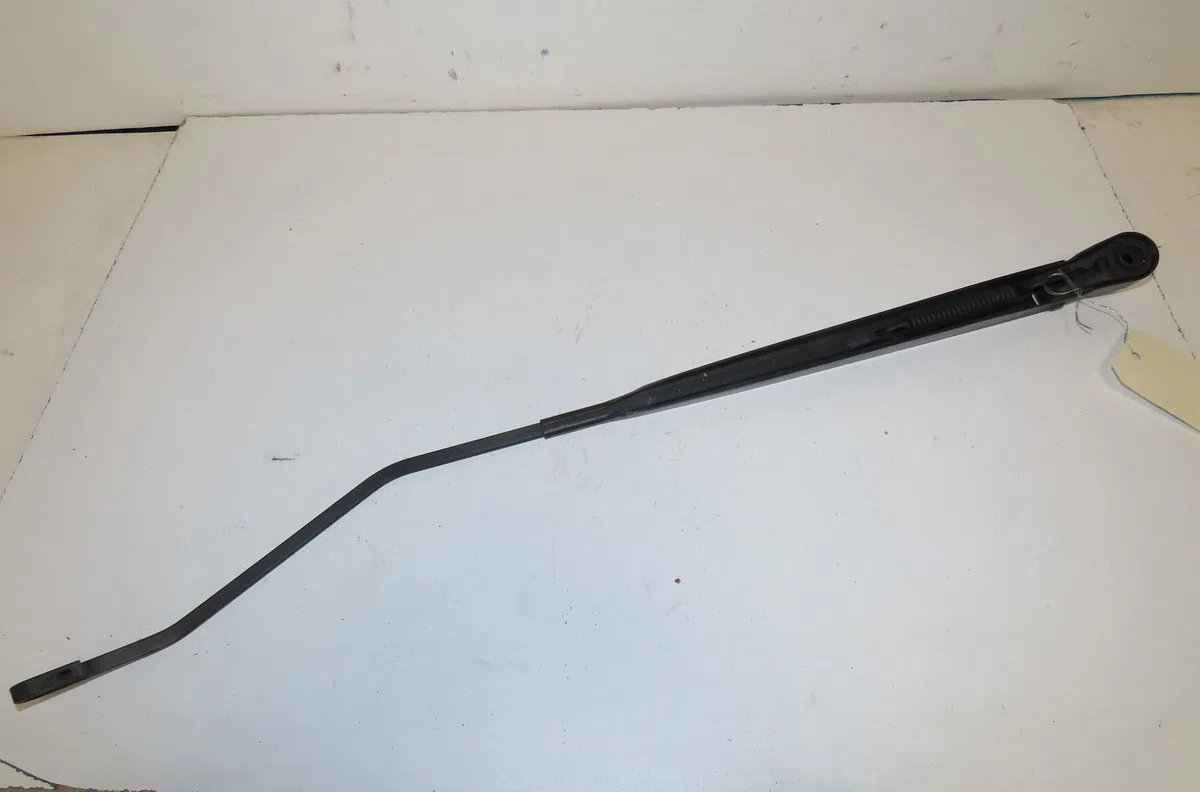 Bras essuie-glace avant droit Citroen C3 I (FC_, FN_) 1.4 hdi (2003-2011) 5 portes occasion