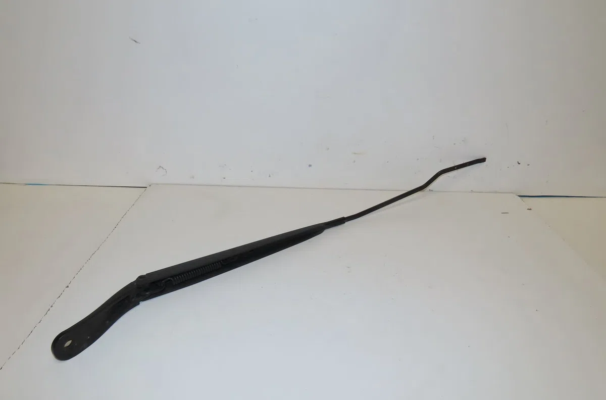 Bras essuie-glace avant droit Citroen C3 II (SC_) 1.0 vti 68 (2012) 5 portes occasion