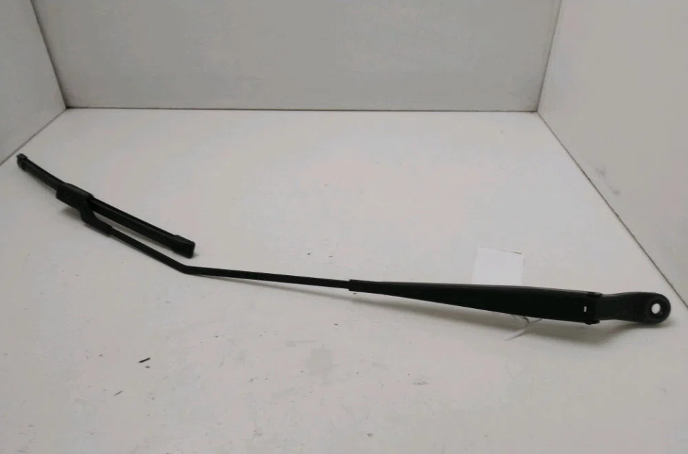 Bras essuie-glace avant droit Citroen C3 III (SX) 1.2 vti 82 (2016) occasion
