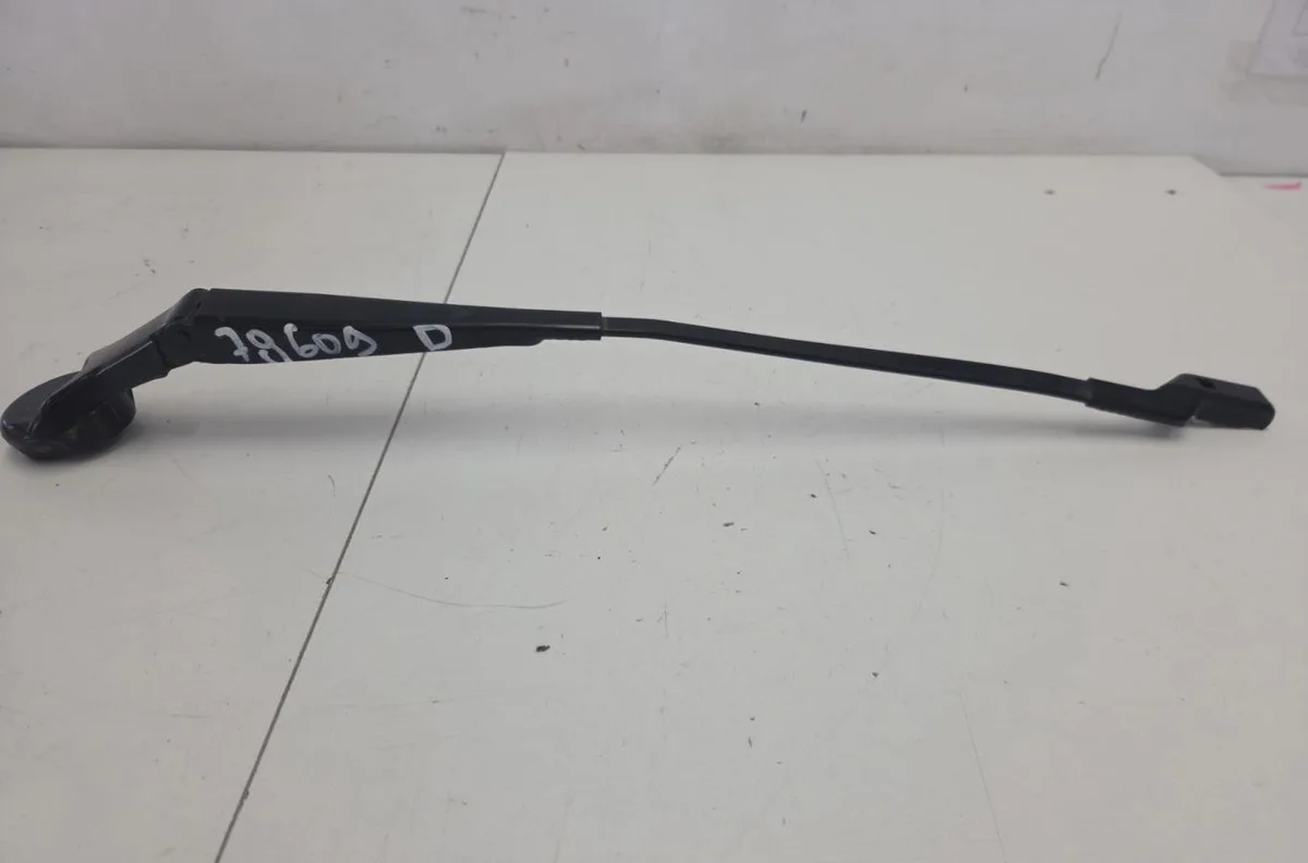 Bras essuie-glace avant droit CITROEN C4 GRAND PICASSO 2 PHASE 1 occasion