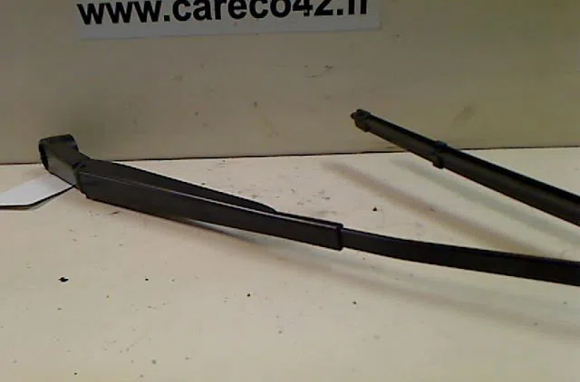 Bras essuie-glace avant droit CITROEN C4 GRAND PICASSO I 2009 occasion