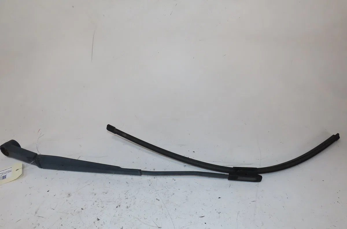 Bras essuie-glace avant droit Citroën C4 GRAND PICASSO I (UA_) 1.6 hdi 110 (2010-2013) occasion