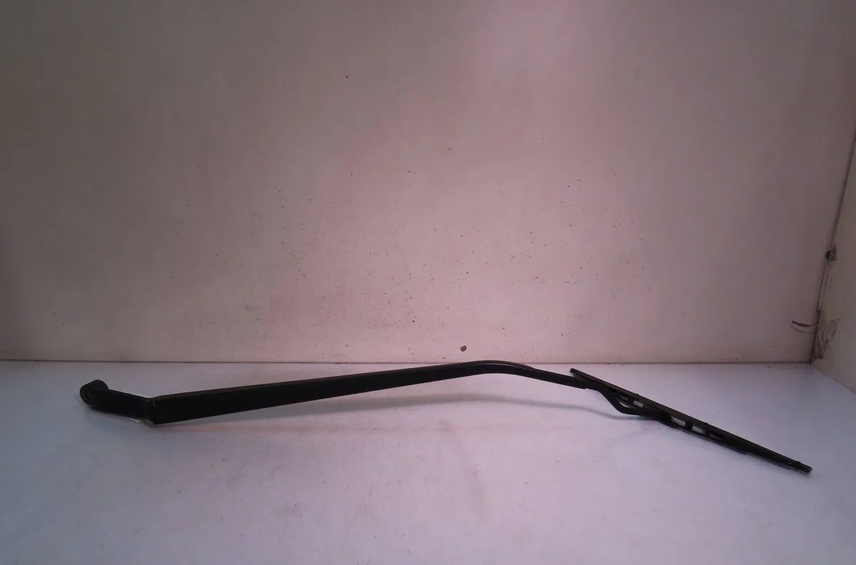 Bras essuie-glace avant droit Fiat SEDICI (189_) 2.0 d multijet 4x4 (2006-2014) occasion