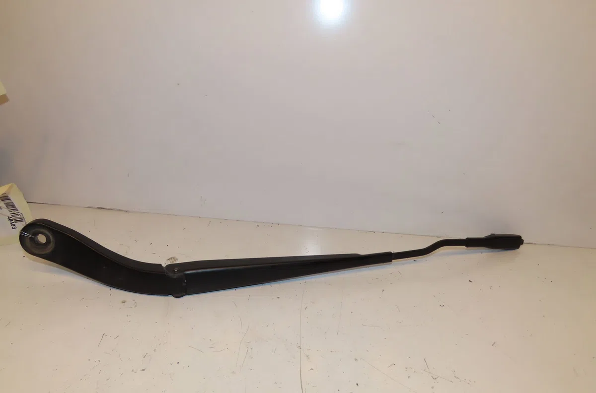 Bras essuie-glace avant droit Ford C-MAX II (DXA-CB7, DXA-CEU) 1.6 tdci (2010-2019) 5 portes occasion