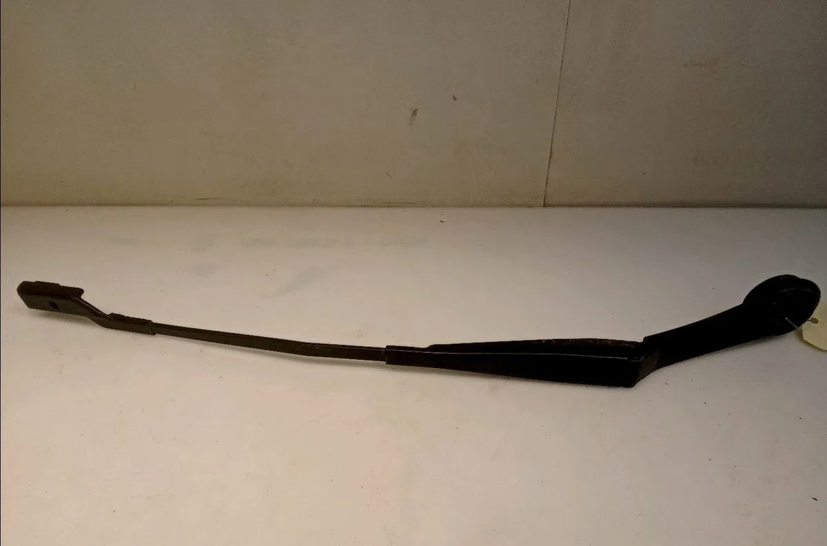 Bras essuie-glace avant droit Ford FOCUS III 1.6 tdci (2010-2017) occasion