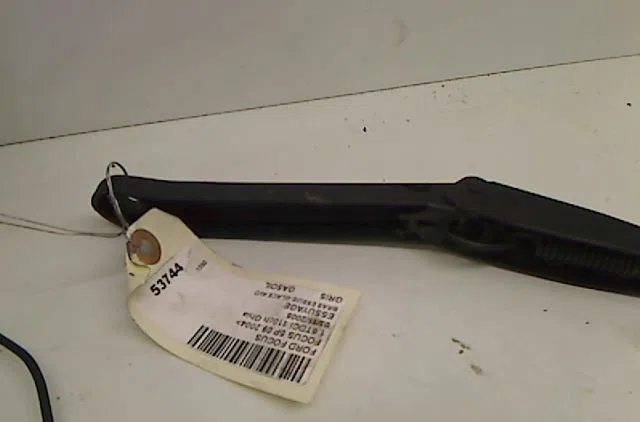 Bras essuie-glace avant droit FORD FOCUS occasion