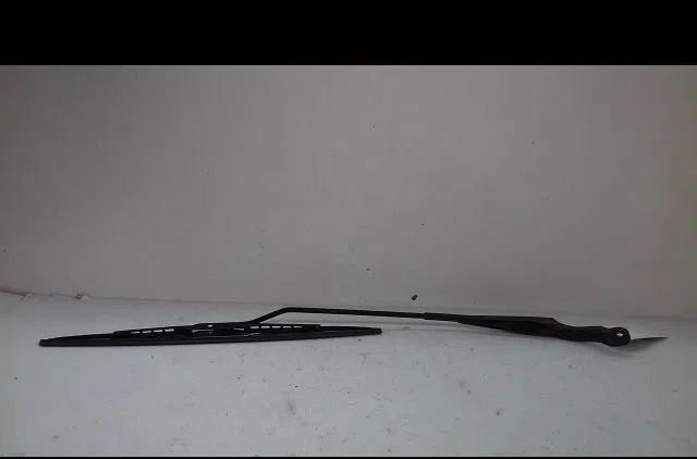 Bras essuie-glace avant droit Honda CIVIC VI Fastback (MA, MB) 1.4 i (ma8, mb2) (1995-2001) occasion