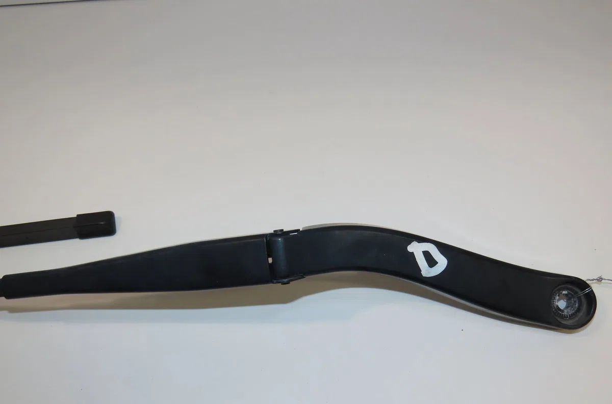 Bras essuie-glace avant droit Mercedes-benz SPRINTER 4-t Camionnette (B907, B910) 414 cdi rwd (907.643, 907.645, 907.647