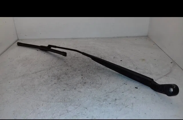 Bras essuie-glace avant droit Opel ADAM (M13) 1.4 (2012-2019) occasion