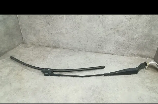Bras essuie-glace avant droit Peugeot 207-207 (WA_, WC_) 1.6 hdi (2006-2013) 5 portes occasion